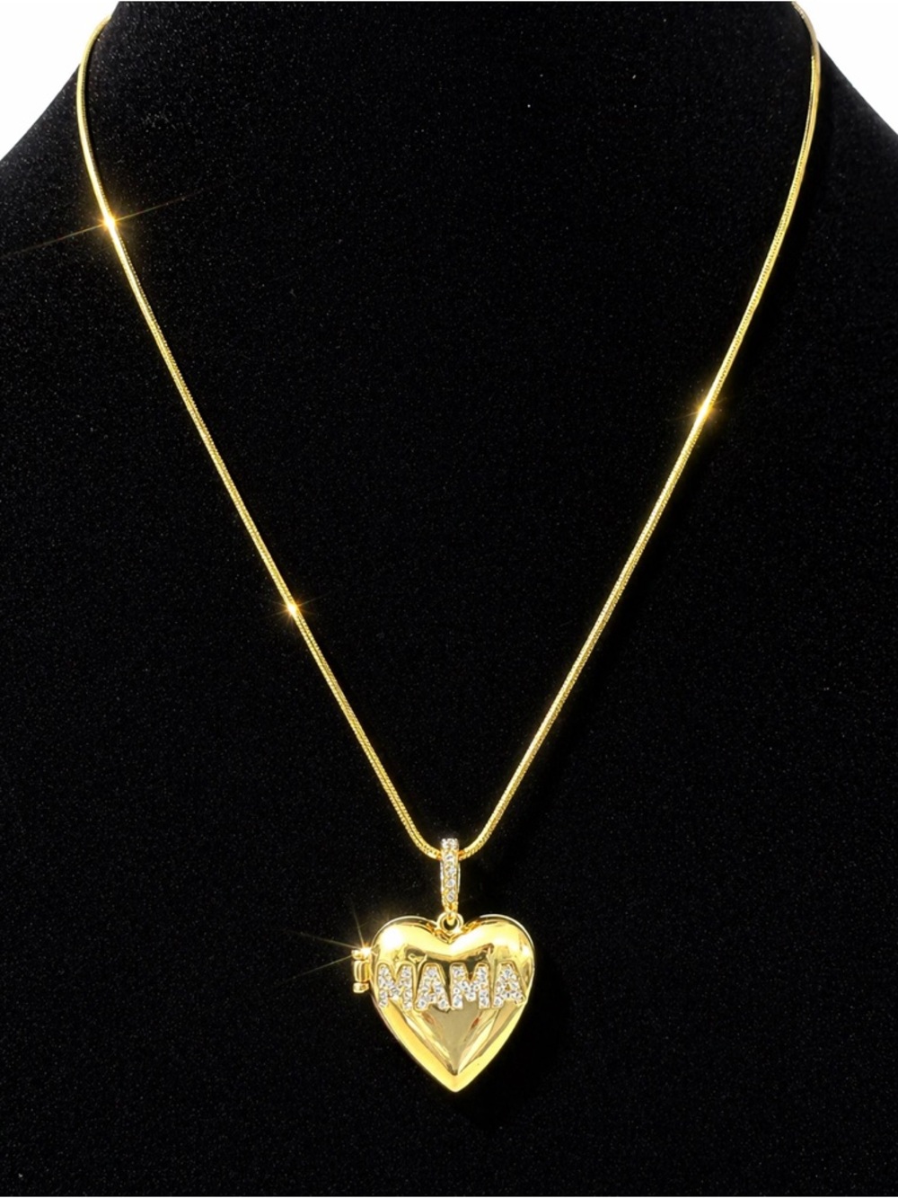 Heart Locket Necklace Gold Crystal Mama Photo Pendant Adjustable 19 New Gift Box